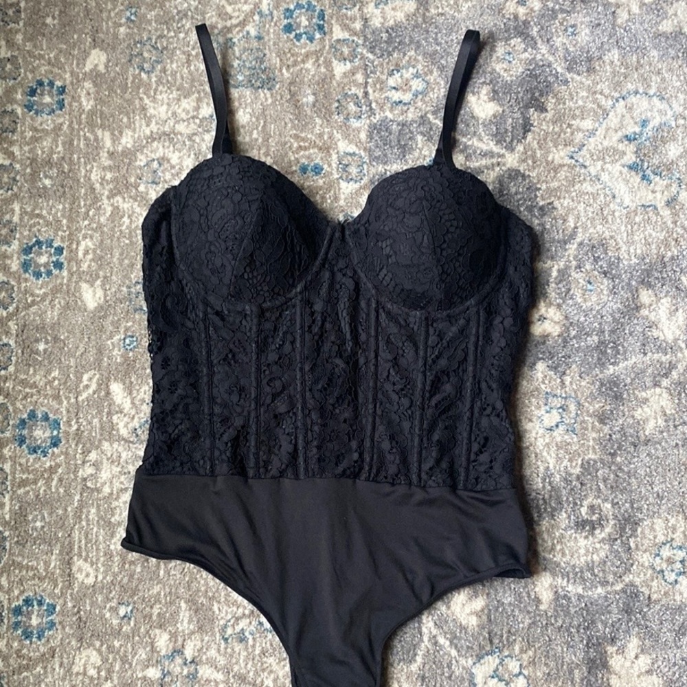 NWT Windsor black lace corset thong bodysuit